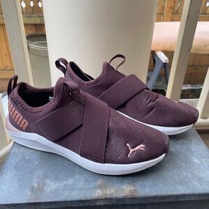 Women's Maroon Puma Sneakers Size 8